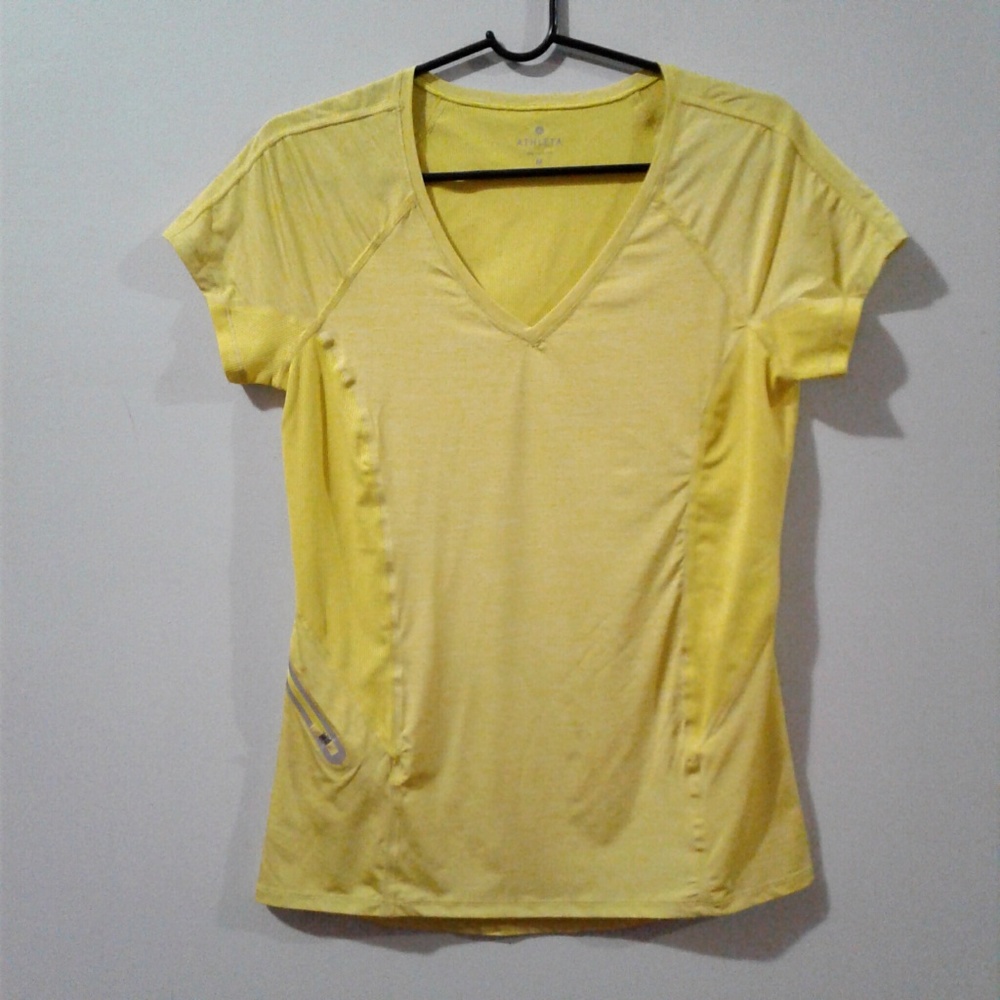 Athleta Aloha Yellow Forerunner Tee Medium